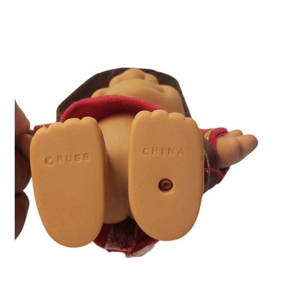 Vtg Russ Troll Doll 5" Canadian Mountie Rare Red Hair Around the World Series 90 - Picture 5 of 5